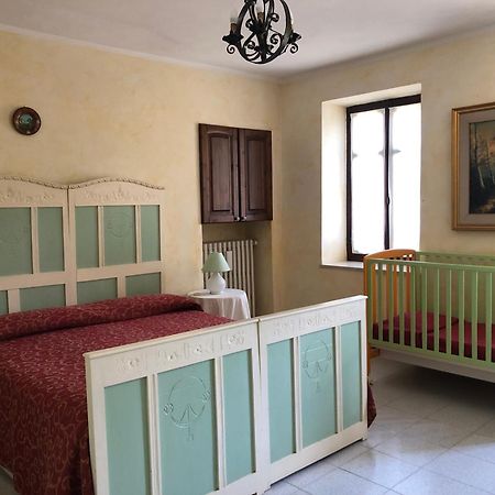 Villa Casa Dei Ciliegi CastellʼAlfero Exterior foto