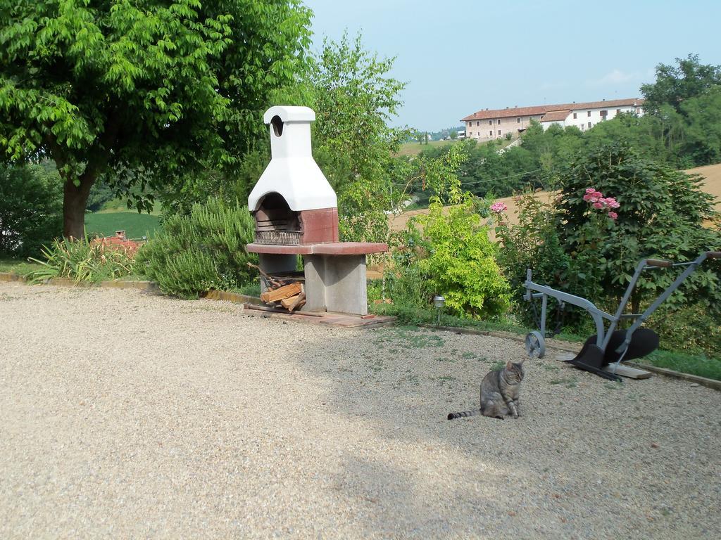 Villa Casa Dei Ciliegi CastellʼAlfero Zimmer foto