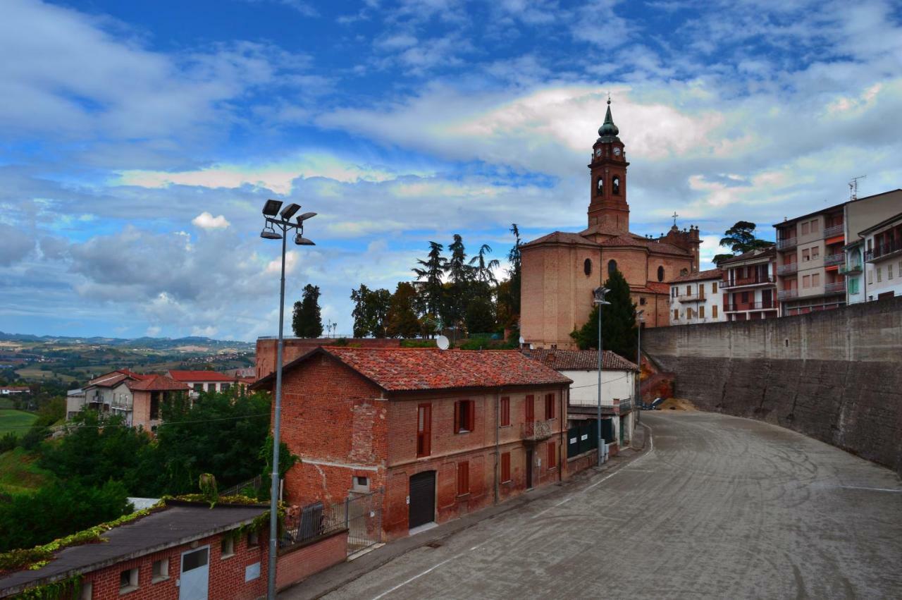 Villa Casa Dei Ciliegi CastellʼAlfero Exterior foto